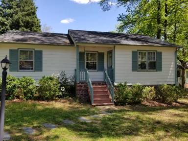 Main picture of 7417 Noble Ave