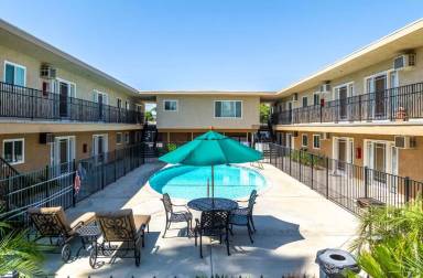 Main picture of 3626 Jackson St