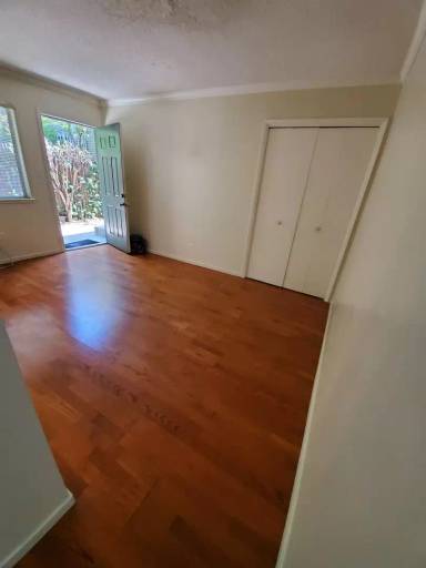 Main picture of 1813 O St