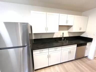 Main picture of 800 Kelly Way