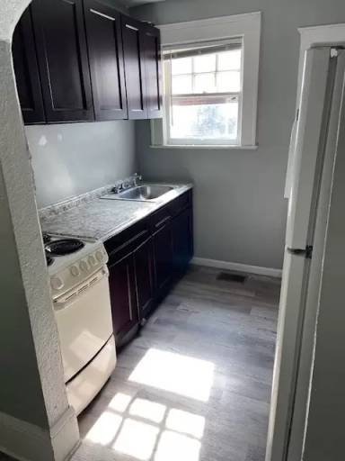 Main picture of 931 Rubel St