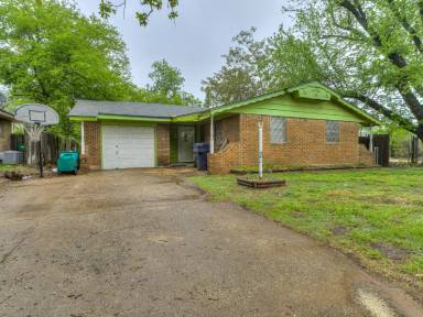 Main picture of 704 Flamingo Ave