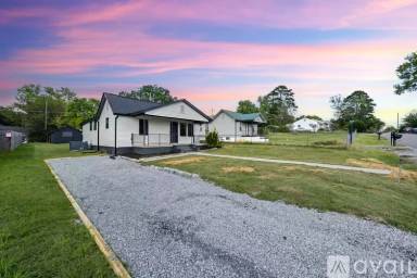 Main picture of 2631 Carson Ave