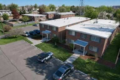 Main picture of 1260 Balsam St