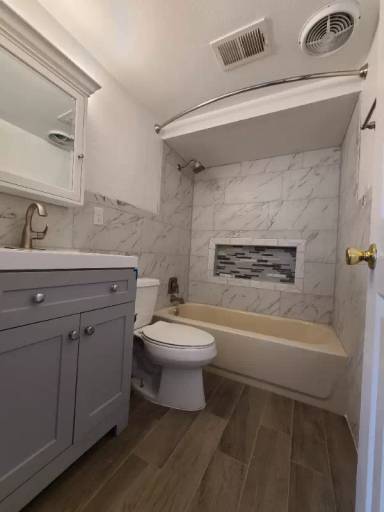 Main picture of 3155 W Ohio Ave