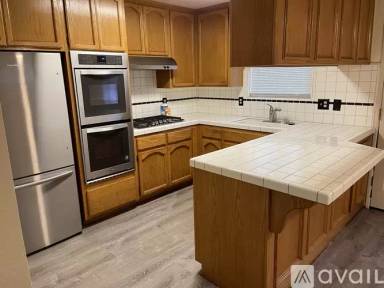 Main picture of 15157 Woodruff Pl