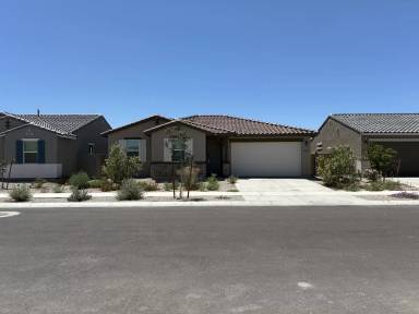 Main picture of 17557 W Madison St