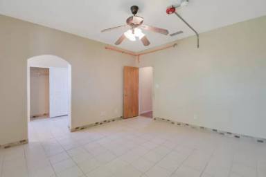 Main picture of 832 Monterrey Rd NE