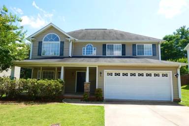 Main picture of 17 Whitethorn Ln
