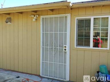 Main picture of 5268 Oak Park Dr