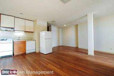 Main picture of 2320 O St