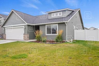 Main picture of 3841 N Abel Ln
