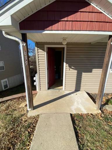 Main picture of 611 Palisades Dr