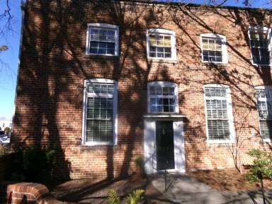 Main picture of 217 Tar Branch Ct