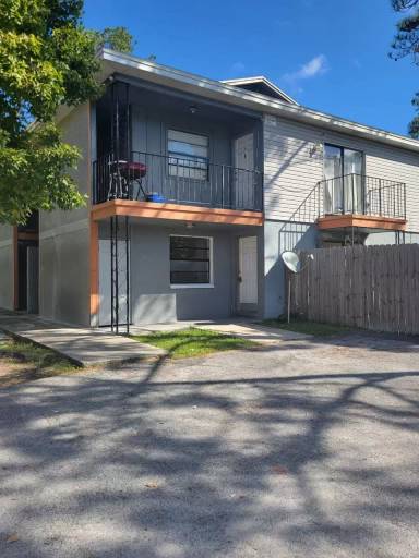 Main picture of 8429 Camden St