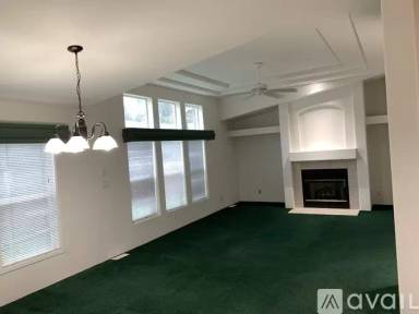 Main picture of 12901 SE Orient Dr