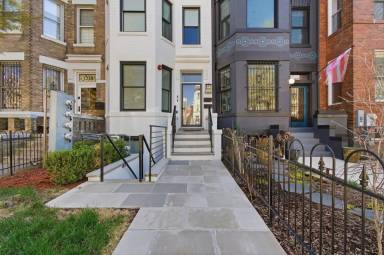 Main picture of 1340 Kenyon St NW