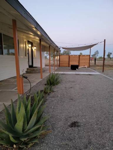 Main picture of 21800 State Highway 140