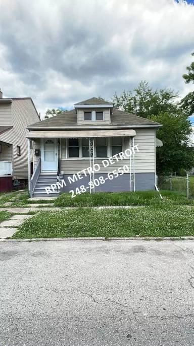 Main picture of 21 E Rockwood St