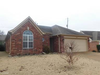 Main picture of 7079 Ireland Dr