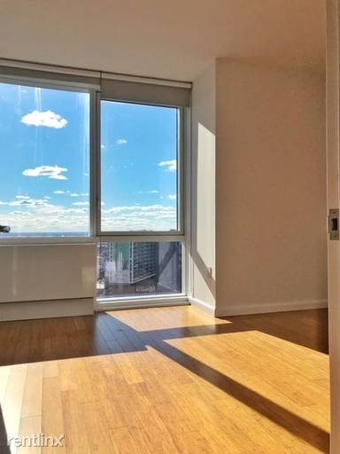 Main picture of 66 Rockwell