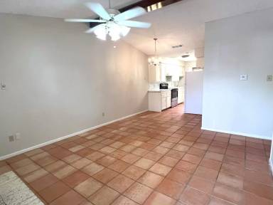 Main picture of 4761 2nd St