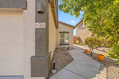 Main picture of 7614 E Fair Meadows Loop