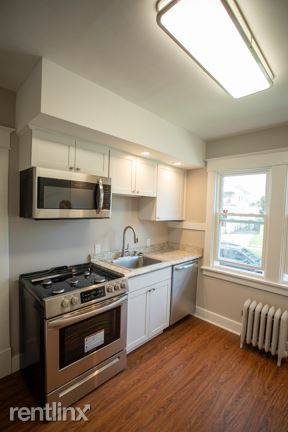 Main picture of 222 Colvin Ave
