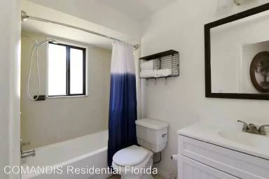 Main picture of 580 Skinner Blvd