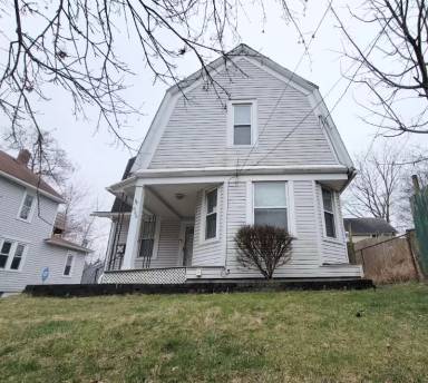 Main picture of 886 Florida Ave