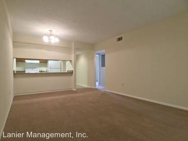 Main picture of 301 E 2nd St