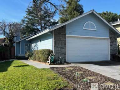 Main picture of 682 Azores Cir