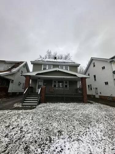Main picture of 13401 S Parkway Dr