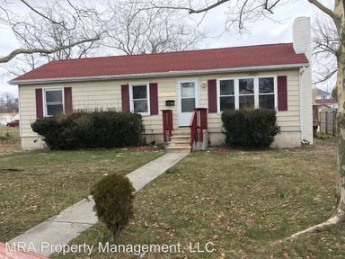 Main picture of 208 Tilton Rd