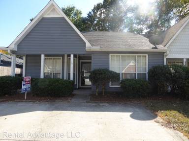 Main picture of 16 Cottage Cir