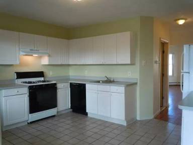 Main picture of 12 Pearl St