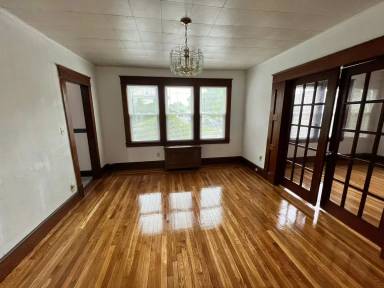 Main picture of 1179 Carew St