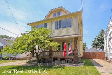 Main picture of 3604 W 102nd St
