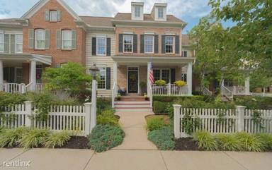 Main picture of 1452 Banner Dr