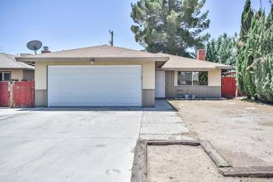 Main picture of 737 W Graaf Ave