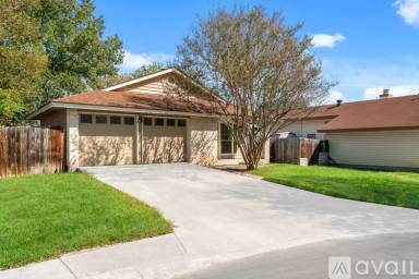 Main picture of 5314 Lake Golden