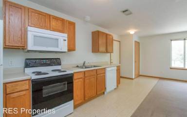 Main picture of 229 Washington Ave