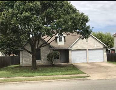 Main picture of 3618 Eagles Nest St