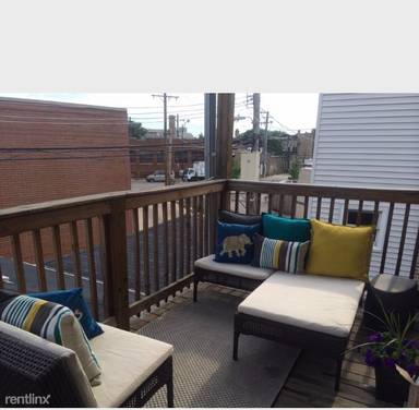 Main picture of 2313 W Diversey Ave