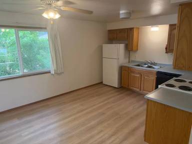 Main picture of 2420 Pheasant Blvd