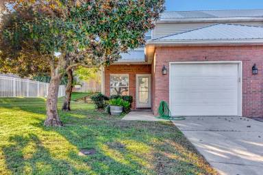 Main picture of Magnolia Park Townhomes