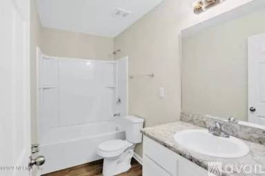Main picture of 131 W 22nd St