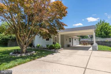 Main picture of 12 Goodturn Rd