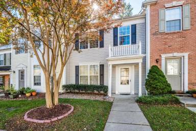 Main picture of 308 Canyon Lake Cir