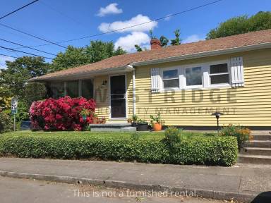 Main picture of 2704 SE 38th Ave